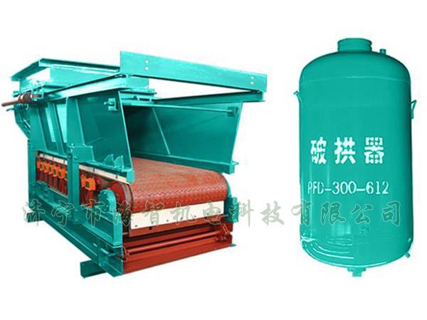 防止在給料機距離倉口較高的時候，連接段內的物料壓實粘結成拱或粘壁